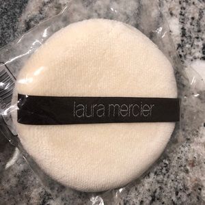 Laura Mercier Puff